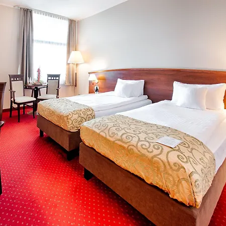 Grand Royal Hotell 4*