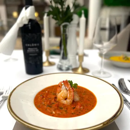 Готель Grand Royal 4*