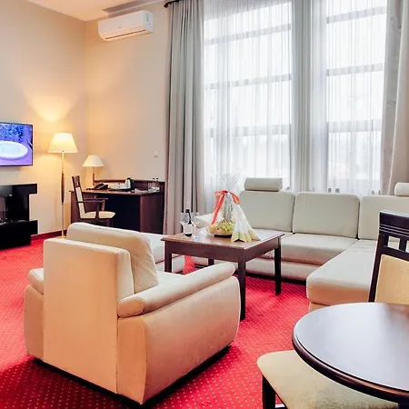 Grand Royal 4*