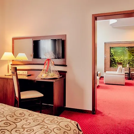 Grand Royal Готель Познань