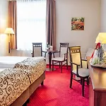 Grand Royal 4* Poznan