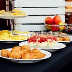 Hotel Grand Royal