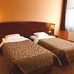 Grand Royal Hotel