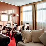 Grand Royal 4* Poznan