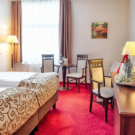Grand Royal 4* Poznaň
