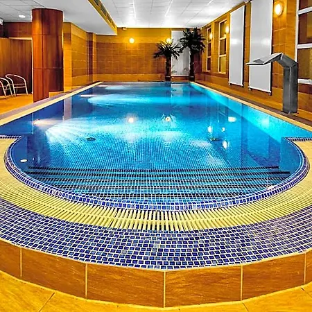 Grand Royal 호텔