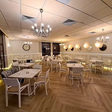 Grand Royal 4*