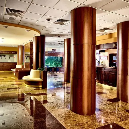 Grand Royal